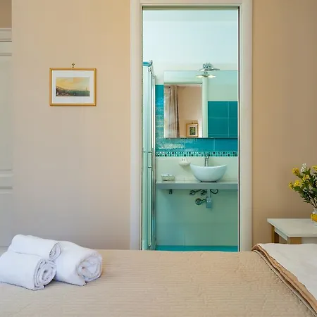 Giacomino Bed & Breakfast 3*