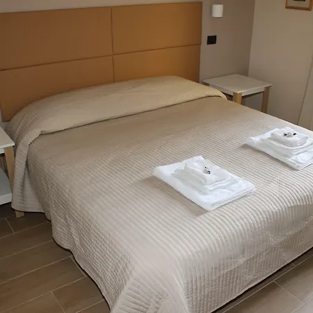 Oda ve Kahvaltı Giacomino