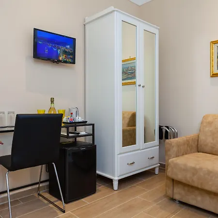 Giacomino Couette-café 4*