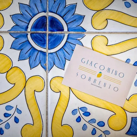 Giacomino Oda ve Kahvaltı