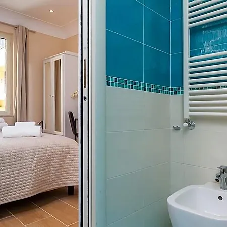 Giacomino Bed & Breakfast 4*